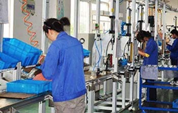 生產(chǎn)車(chē)間